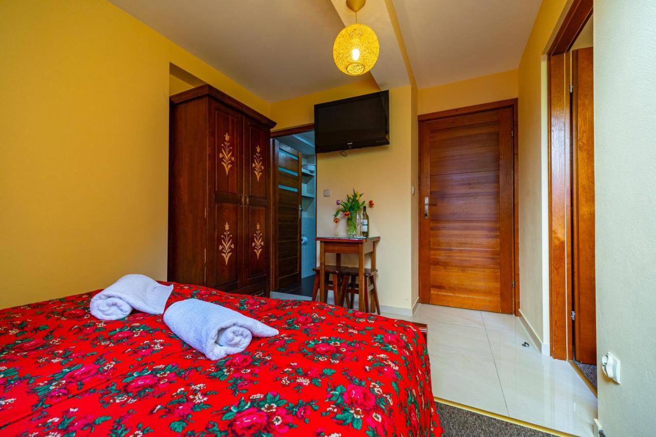 Apartamenty I Pokoje W Willi Na Ubocy Suche Exterior foto